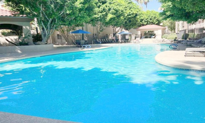 Camelback East Apartamento | Excellent location,Relax in the heart of the City! by Kivoya