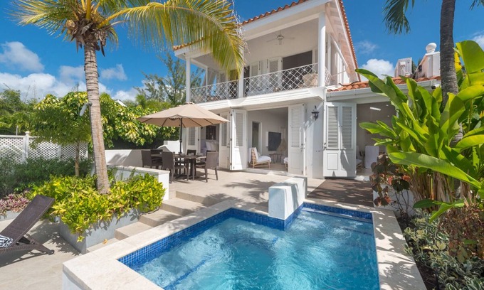 Fitts Village Casa | Exceptional Beachfront Living - Milord Sunsets