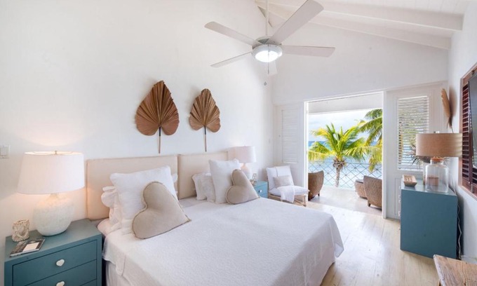 Fitts Village Casa | Exceptional Beachfront Living - Milord Sunsets home