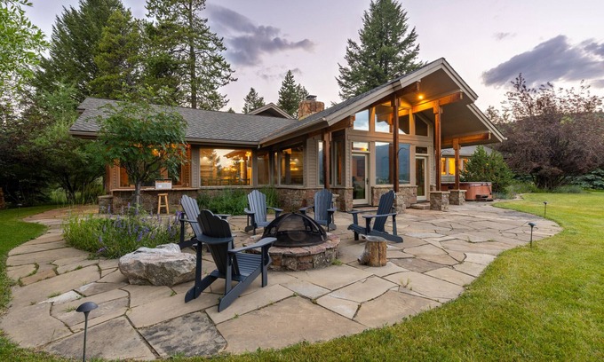 Big Sky Casa | Exceptional Big Sky Retreat