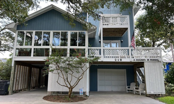 Yaupon Beach Casa | Un escondite en el paraíso - Oak Island, NC
