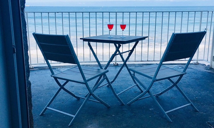 Parame Apartamento | EXCEPCIONAL VISTA AL MAR CON GRAN TERRAZA EN LA PLAYA