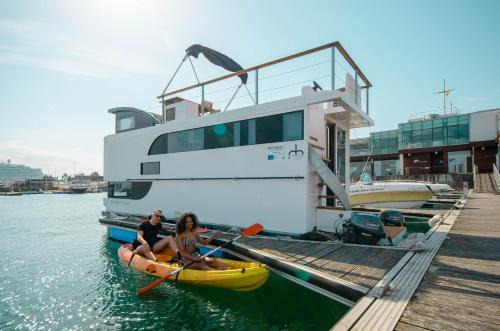 Baiona Apartamento | Exclusivas vistas al mar en casa barco, pleno centro, terraza, parking