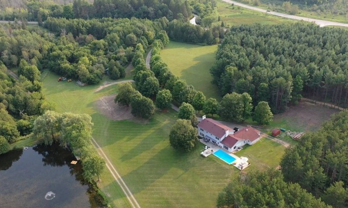 Caledon Casa | Exclusive 100-Acre Modern Estate Designed Home