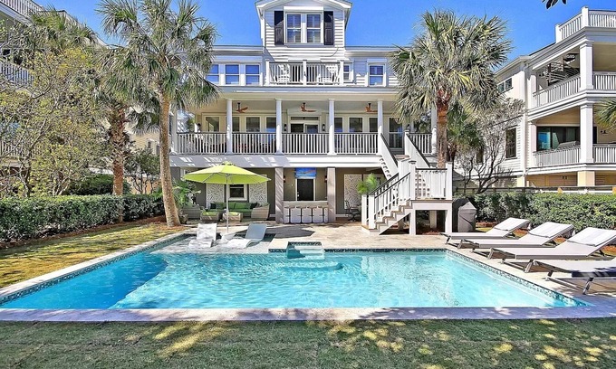 Isle of Palms Casa | Exclusive 5K sq ft Home w/Backyard Oasis & Salt Water Heated Pool, Steps 2 Beach