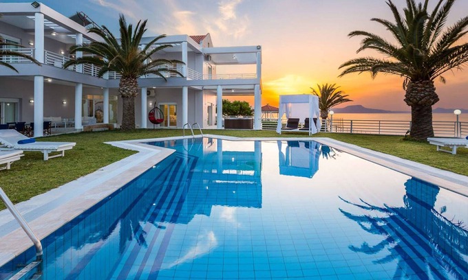 Gerani Villa | Exclusivo alojamiento en el mar cretense ofreciendo todo tipo de instalaciones!