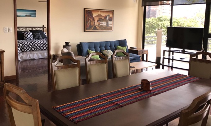 Colonia Bella Aurora Apartamento | Apt exclusivo y elegante con hermosa vista