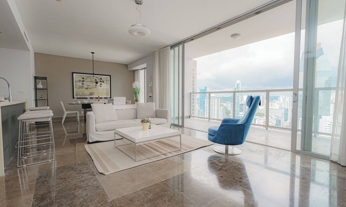 Panama City Apartamento | Exclusive and luxury 1BR with balcony in Yoo Panama