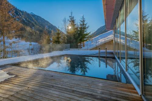 Kappl Apartamento | Exclusive Apartment with Spa Area near Ischgl