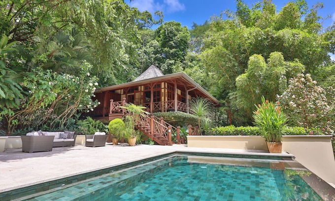 Hatillo Casa | Exclusive Balinese Garden Villa w/ Private Pool and Sculpted Gardens with Pagoda