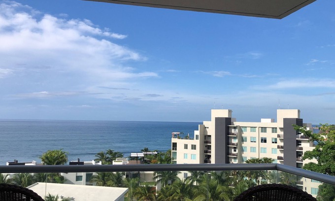 Rio Mar Apartamento | Exclusive Beach Front Apartment at Rio Mar