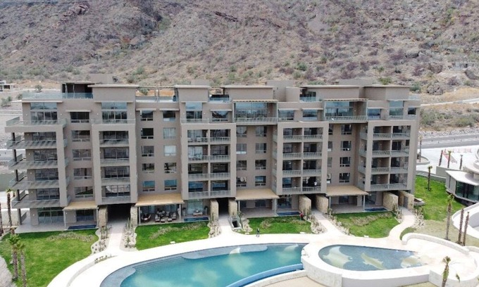 Loreto Apartamento | Exclusive beachfront condo by the TPC Danzante Bay