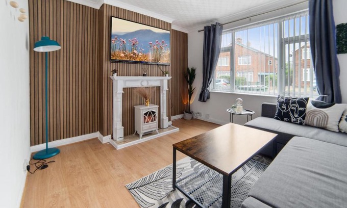 Thorpe Satchville Casa | Exclusive Deals l Last-Minute Reserve l Townhouse with Sleeps 6 l Braunstone Town , Leicester l By Zen Nights Short Lets & Serviced Accommodations