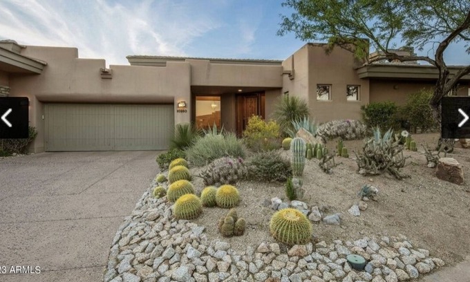 Desert Mountain Casa | Exclusive Desert Mountain, Scottsdale Double Master Suite with fireplace.
