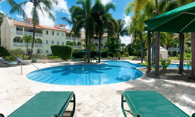 Merlin Bay Condominio | Exclusive Penthouse Apartment Sugar Hill Estate Ocean Views and Beach Membership