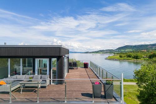 Trondheim City Centre Apartamento | Exclusive penthouse, Three bedroom, 6 guests, Roof terrace, Private parking - Trondheim