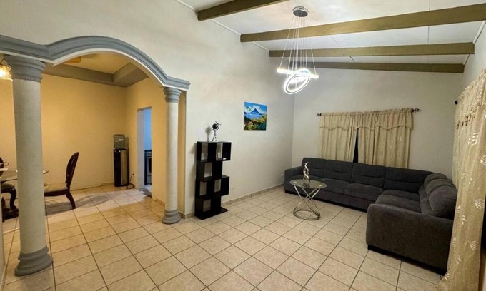 Sector 1 Nor-Oeste Casa | Exclusive Platinum House 2HA