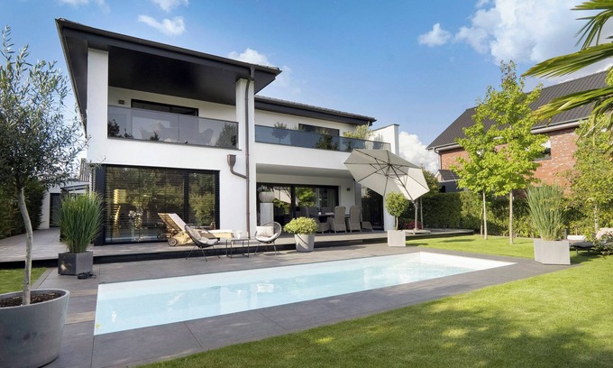 Warendorf Villa | Exclusiva Villa Schaffner con piscina privada, sauna, jacuzzi, terraza y Wi-Fi