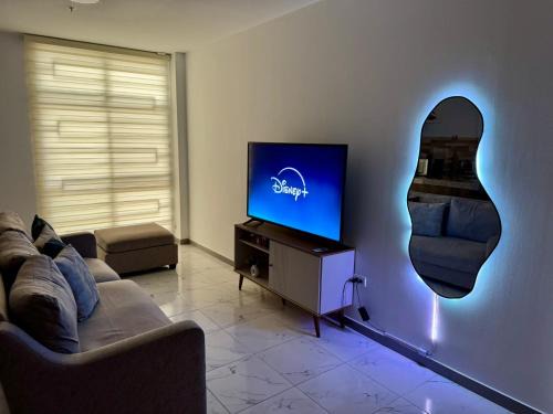 Guayaquil Apartamento | Exclusivo Departamento en vía a la costa, ideal para citas en el consulado