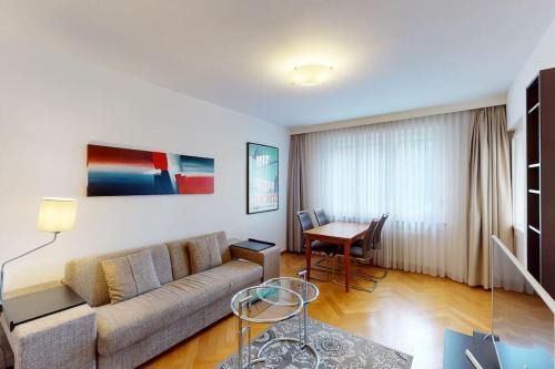 District 8 Apartamento | Executive 1 bedroom flat, city center (Hammer 1)