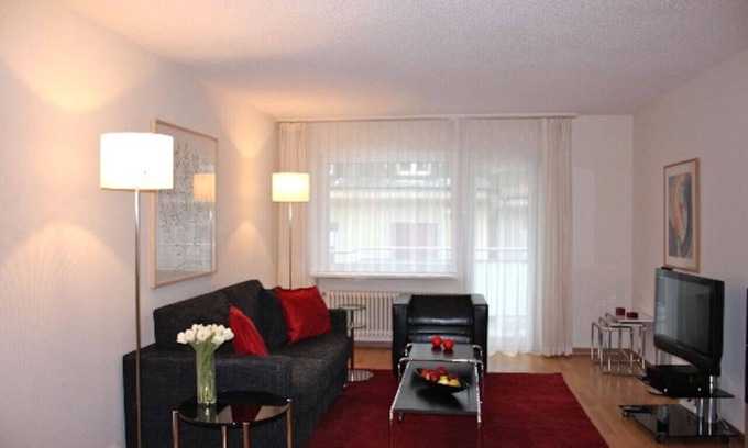 Seefeld Apartamento | Executive 2 BD flat / city center (Hösch 1)