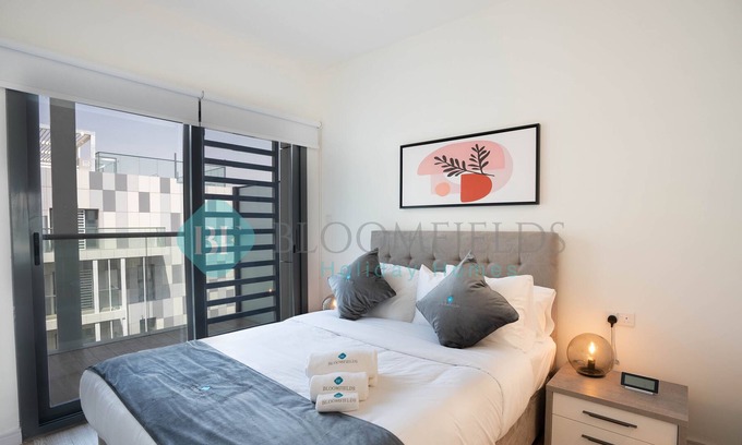 Al Raha Beach Apartamento | Executive 3 BR in Raha Lofts