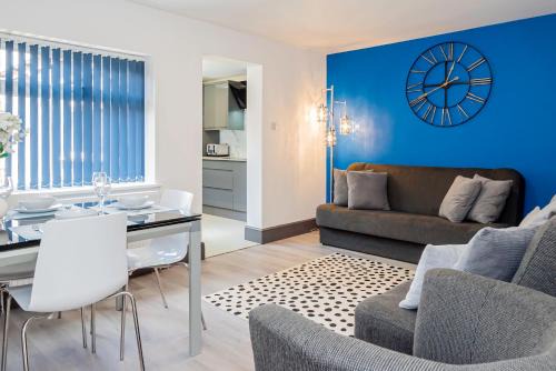 Southampton Casa | Executive 8beds 3bath Contractorswelcome Parking
