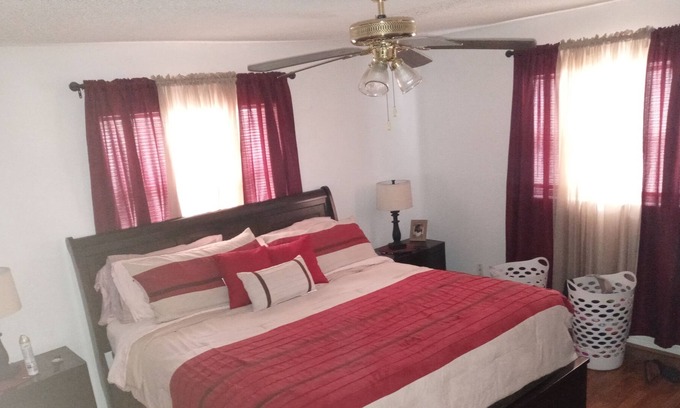 Pinellas Point Casa | Executive Beach Home