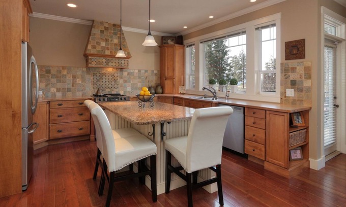 Dilworth Mountain Estates Casa | Ejecutivo Dilworth Mountain Home Backing en Parkland