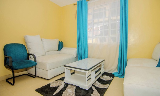 Eastleigh Apartamento | Executive Furnished Two bedrooms.