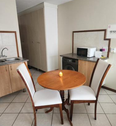Greater Johannesburg Metropolitan Area Apartamento | Executive Harmonic Studio