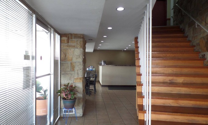 Chillicothe Hotel | Executive Inn