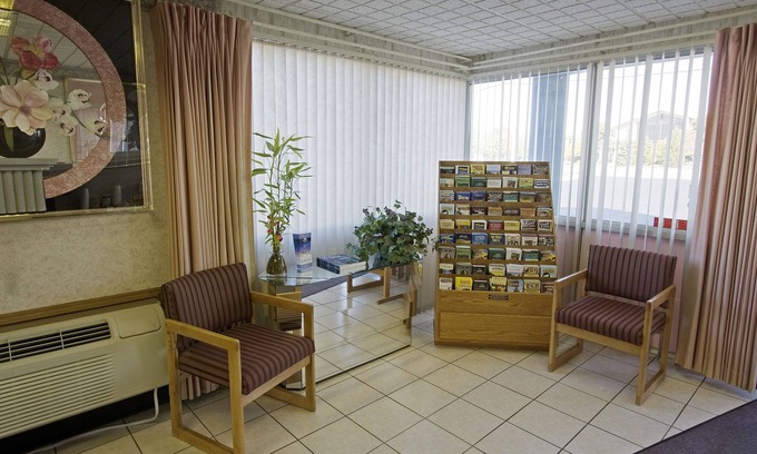 Fort Wayne Hotel | Executive Inn