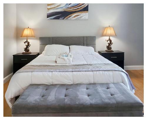 Hybla Valley Casa | Executive Private Room w bath near shopping