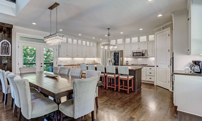 Dahlonega Casa | ¡Para estrenar! Cerca de Montaluce. Lodge duerme 19