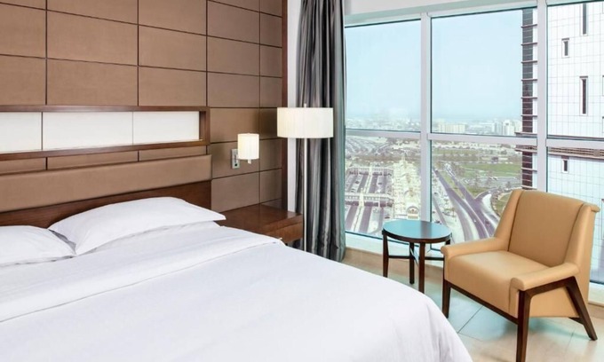 Al Qasimia Apartamento | Executive Room Near Al Nad Park By Luxury Bookings