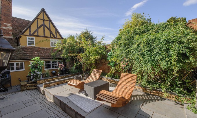 Saffron Walden Apartamento | Executive Suite With Private Hot Tub Skytv