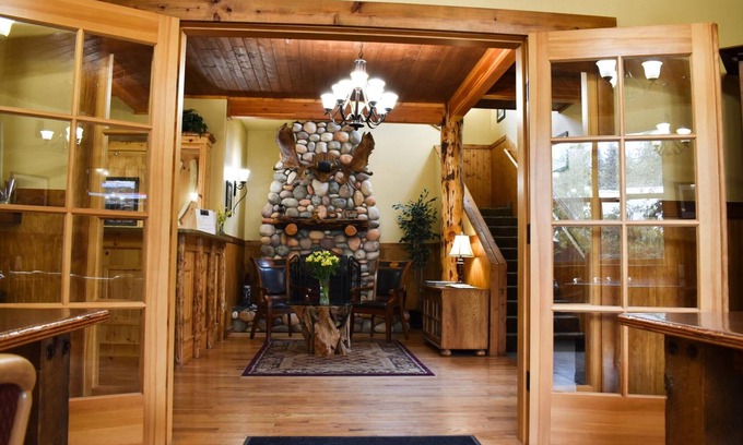 Seward Cabina | Exit Glacier Lodge
