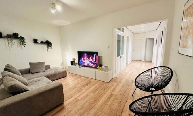 Uster District Apartamento | Exklusive Wohnung für Familien & Business