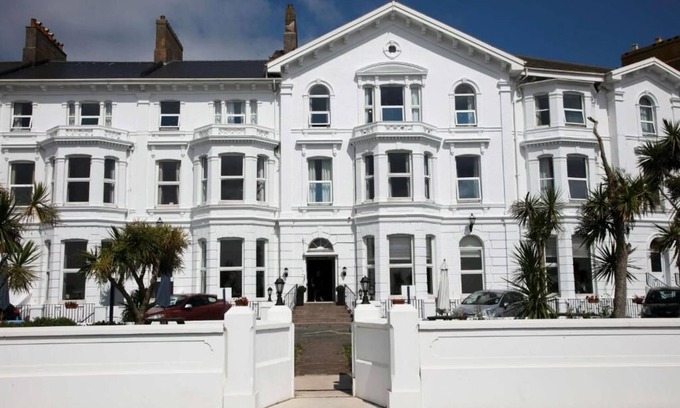 Exmouth Hotel | Exmouth Beach Hotel