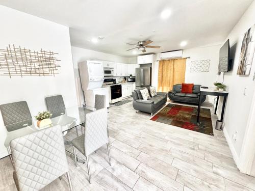 Mount Helix Casa | Exotic home Campo Road