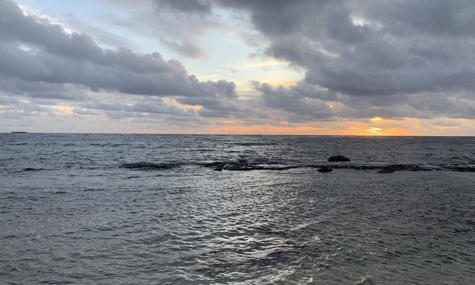 Hauula Casa | Exotic Oceanfront 5 bedroom 3 bathroom house w/AC