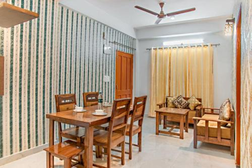 Dharampur Apartamento | Exotic Stays I Mountain Mist Inn l Family Groups I Helpfull Staff I Open Air Lawn & Rooftop I Pet friendly & Serviced Apts I Kasauli