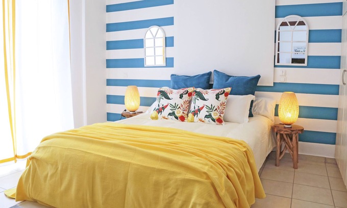 Aigialeia Apartamento | Estudio Exótico en Oliva Holiday Homes