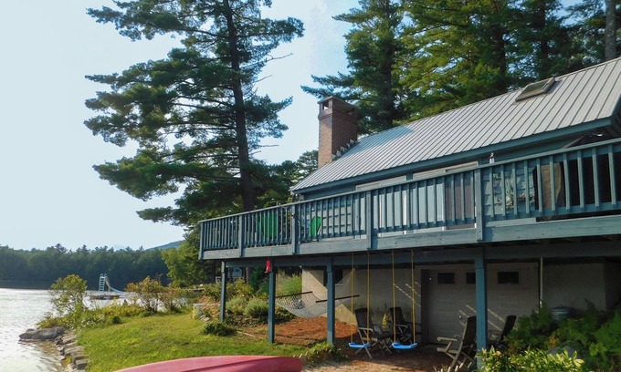 Denmark Casa | Expansive 5-Bedroom Waterfront Retreat on Moose Pond