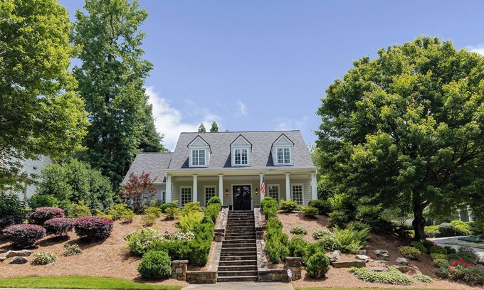 North Buckhead Casa | Expansive 5BR/7BA home in Buckhead, just 9.8 miles from Mercedes-Benz Stadium. Features a chef’s kitchen, in-law suite, ensuite baths, basement lounge, office, gym, and screened patio. Ideal for families, groups, or traveling fans.