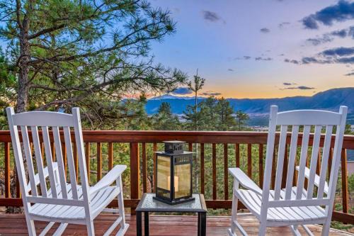 Woodmoor Casa | Expansive Monument Home Hot Tub and Mountain Views!
