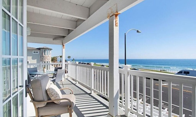 Carlsbad Apartamento | Expansive Ocean View, Private Balcony, Across from Beach