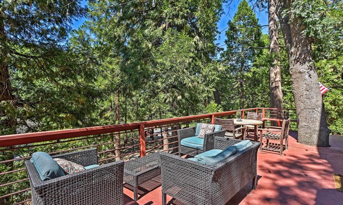 Cedar Glen Cabina | ¡NUEVO! ¡'HewLander Hideaway' con vistas al lago Arrowhead!