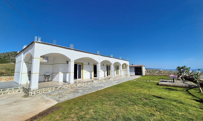Jala Villa | Experience Coastal Luxury – Spacious Villa with Sea Views